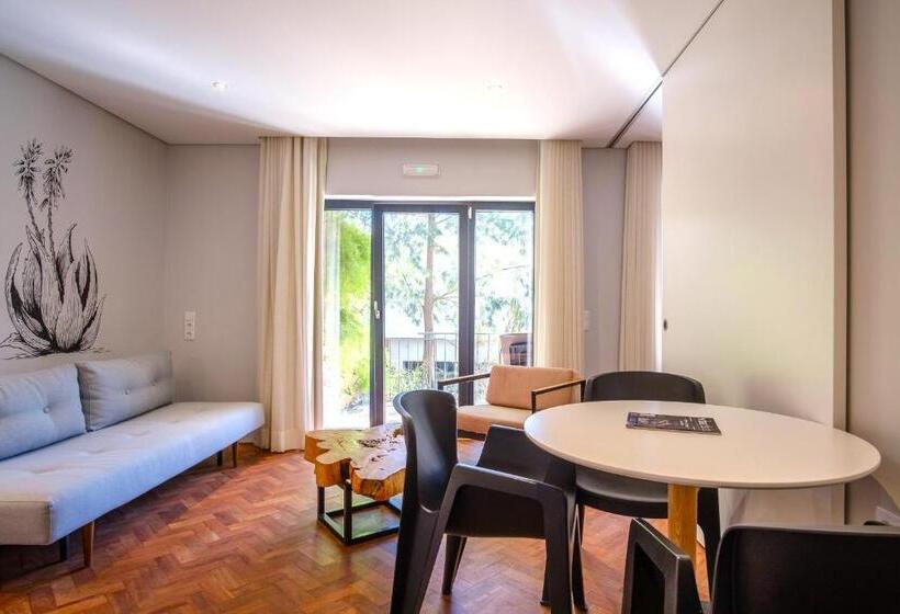 발코니가 있는 스위트, Casa Vela Boutique House