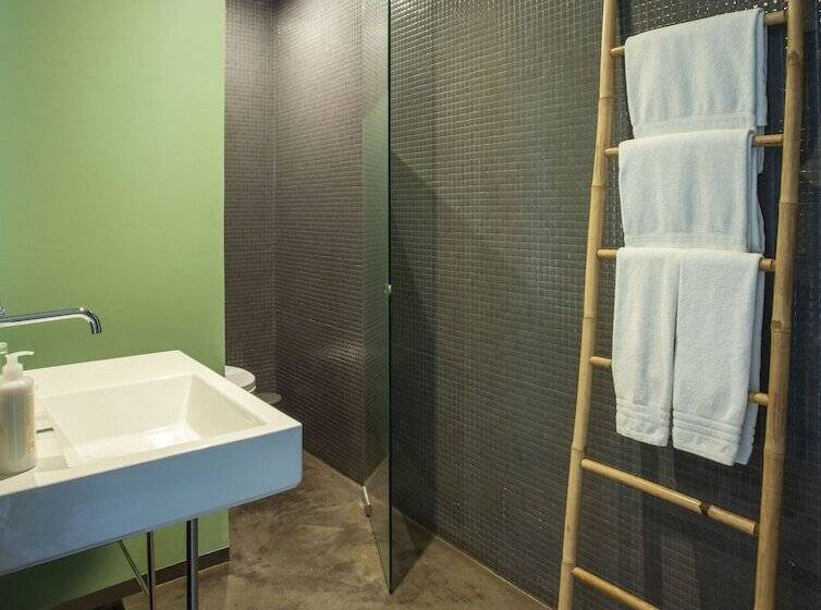 발코니 수피리어 룸, Casa Vela Boutique House