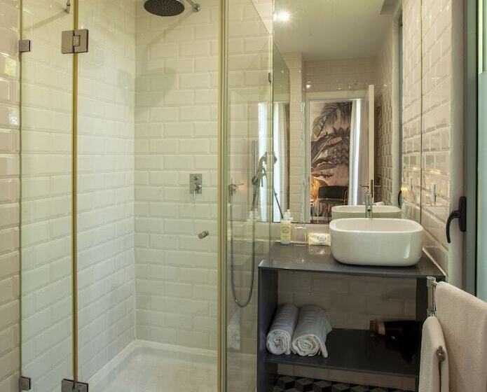 발코니 수피리어 룸, Casa Vela Boutique House