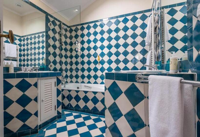 발코니가 있는 스위트, Casa Vela Boutique House