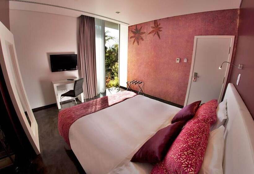 발코니 수피리어 룸, Casa Vela Boutique House