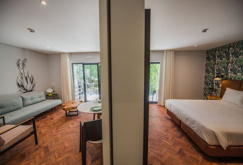 발코니가 있는 스위트, Casa Vela Boutique House