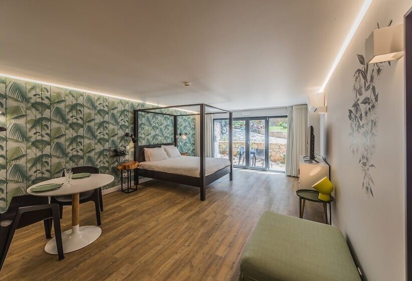 주니어 스위트 발코니, Casa Vela Boutique House