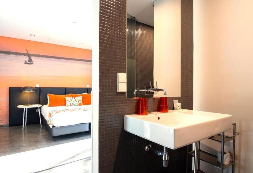 발코니 수피리어 룸, Casa Vela Boutique House