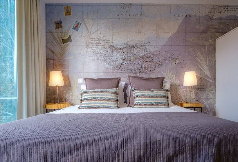 발코니 수피리어 룸, Casa Vela Boutique House