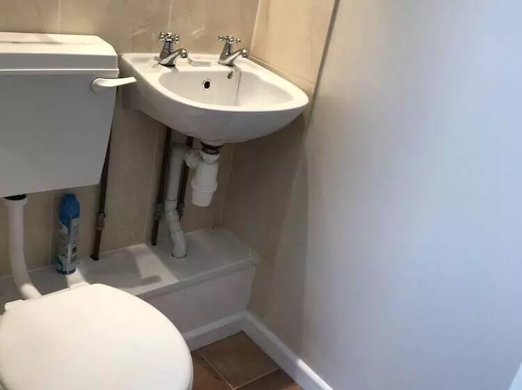 اتاق اکونومی, Trevellis Bed And Breakfast