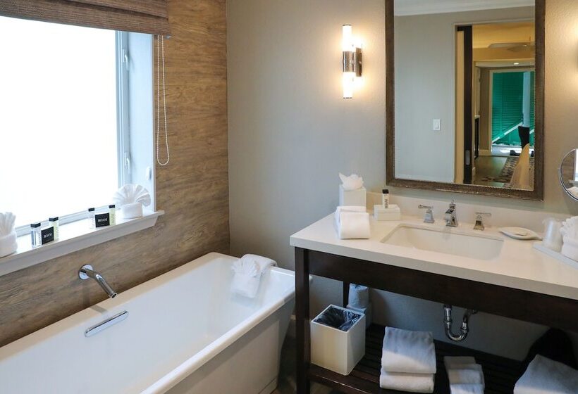 キングサイズベッドのスイートルーム, Almond Tree Inn  Adults Only