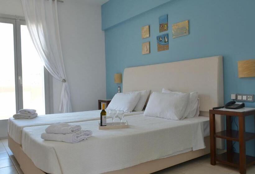 Номер Deluxe с Балконом, Aretanassa