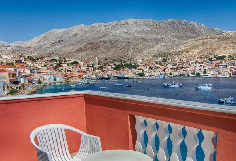 Номер Стандарт Индивидуальный с Балконом, Aretanassa