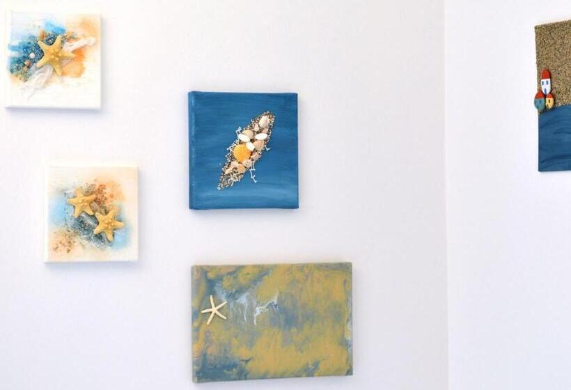 Трехместный Номер Стандарт с Балконом, Aretanassa