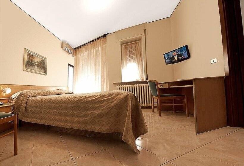 标准间, Citta Studi