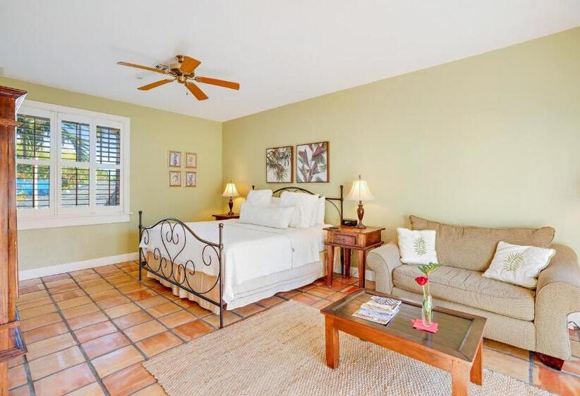 غرفة قياسية سرير كينج, Grandview Gardens