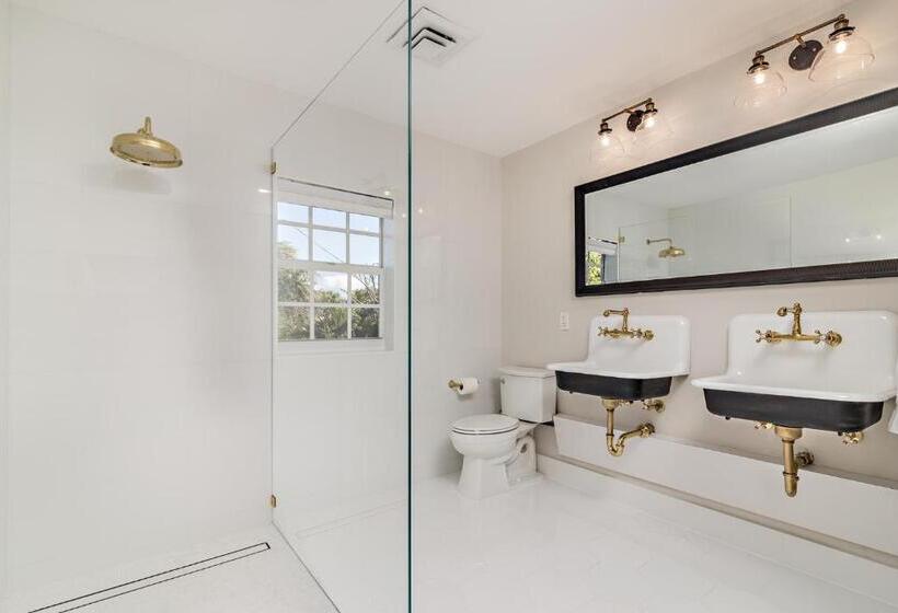 جناح 3 غرف نوم, Grandview Gardens