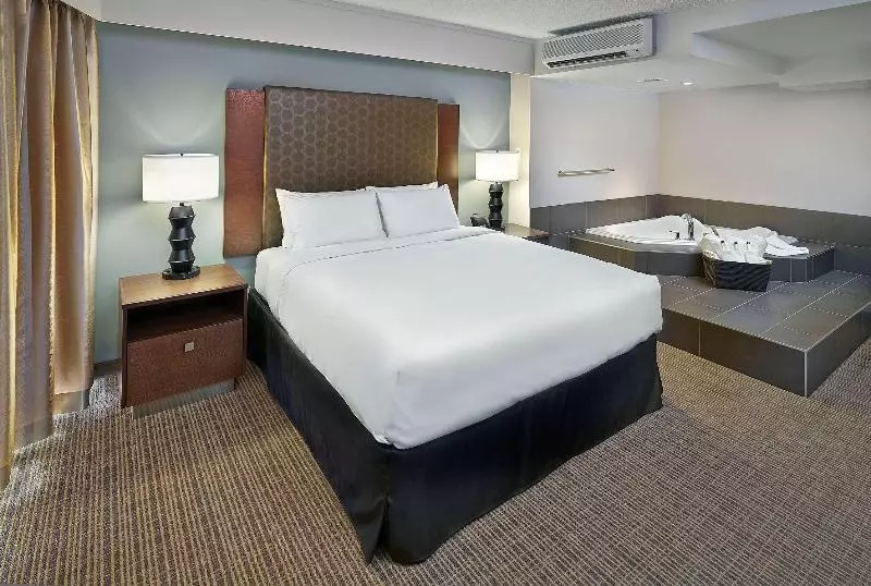 スタンダードルーム, Holiday Inn Express Hotel & Suites Hinton, An Ihg