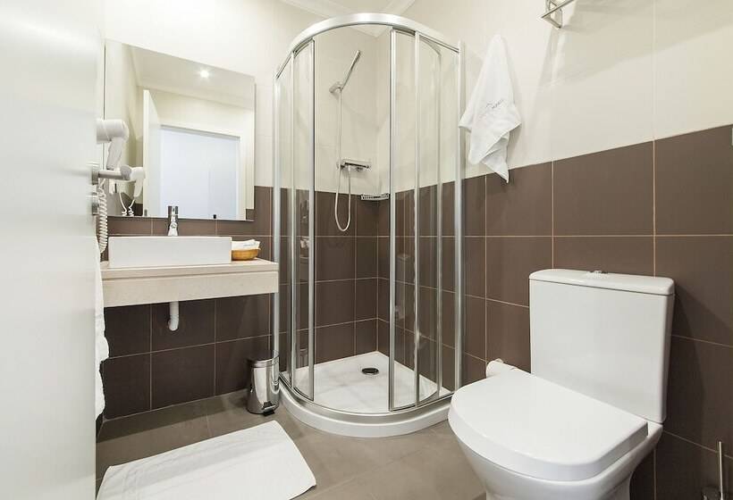 컴포트 트리플 룸, Museu