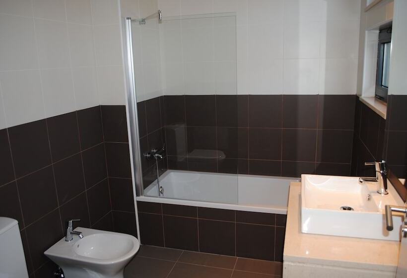 컴포트 싱글 룸, Museu