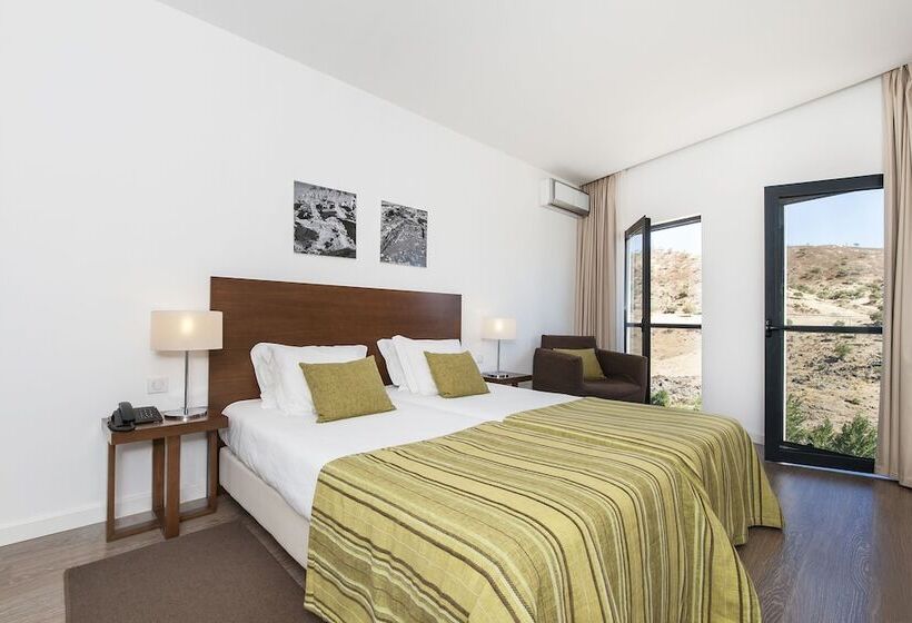 컴포트 싱글 룸, Museu