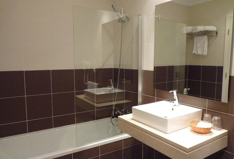 컴포트 싱글 룸, Museu