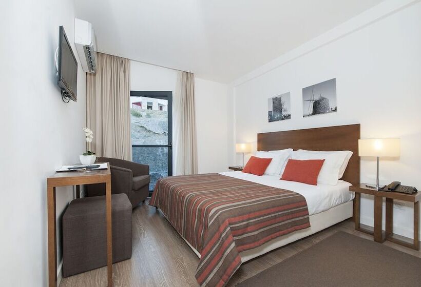 컴포트 싱글 룸, Museu