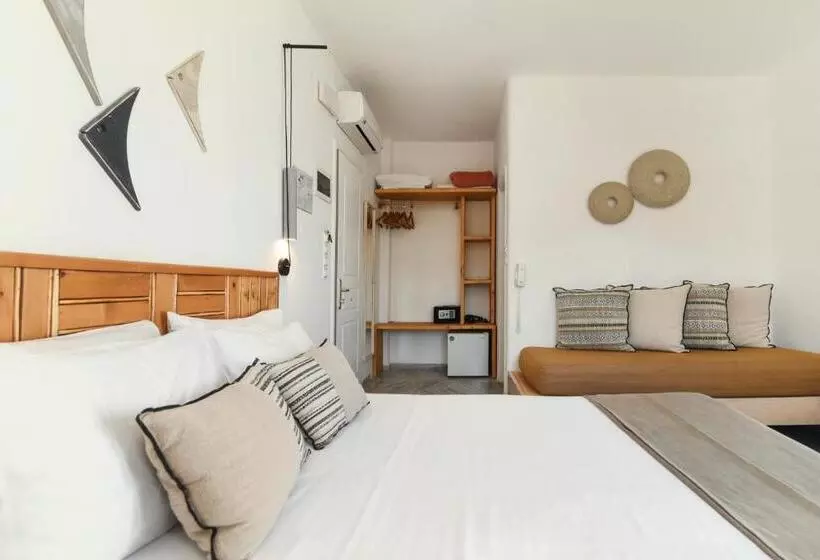 Triple Room Sea View, Paros Bay