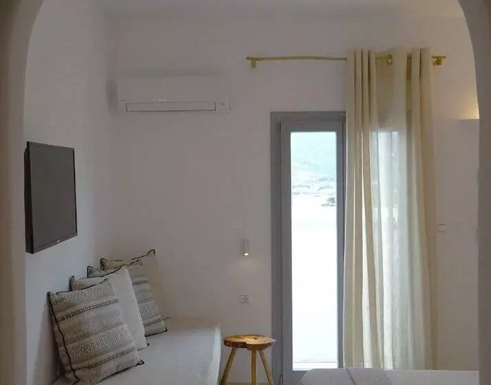 Triple Room Sea View, Paros Bay
