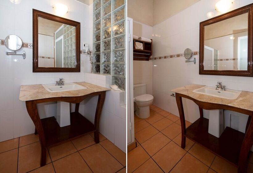 Номер Deluxe, Senorial