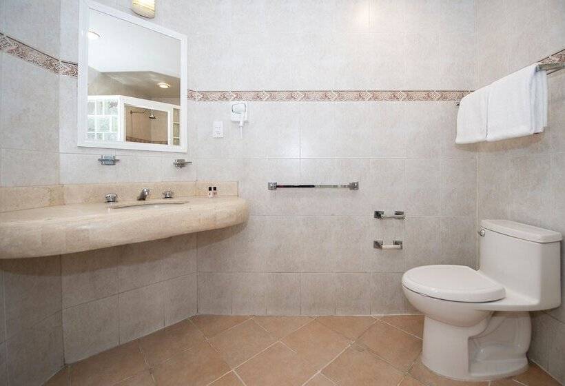 Семейный Номер, Senorial