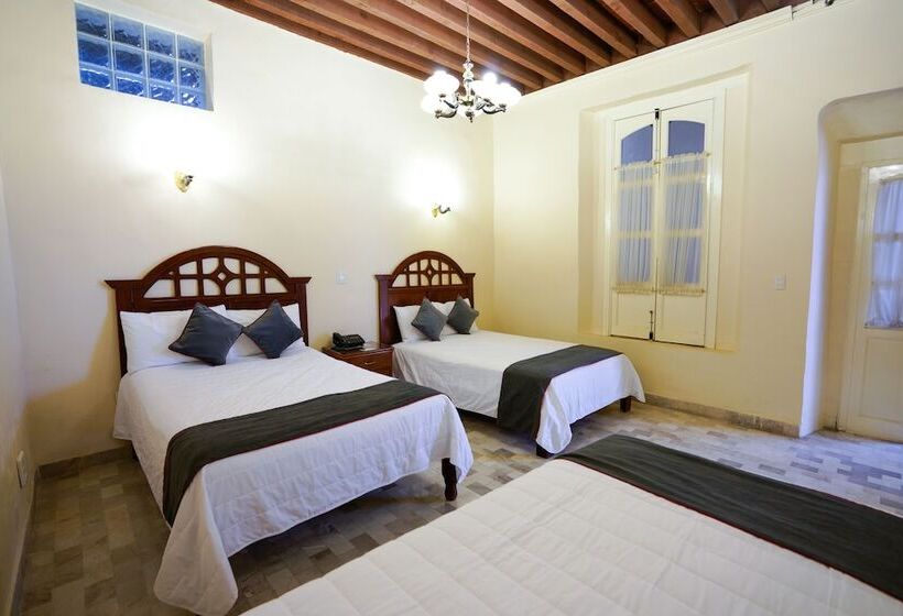 Семейный Номер, Senorial