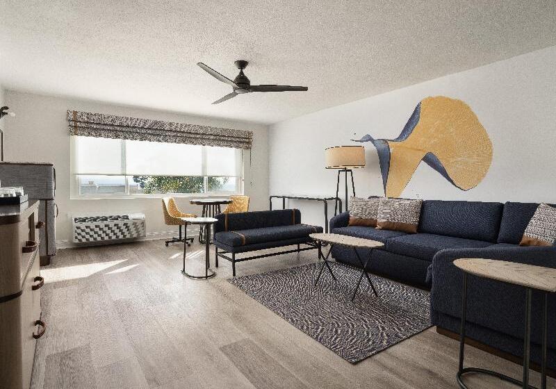 חדר דלוקס, Skyblue