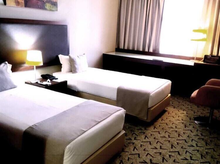 اتاق اجرایی, Skyna Hotel Luanda