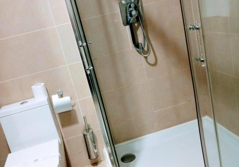 اتاق اجرایی, Skyna Hotel Luanda