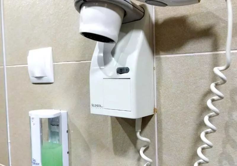 اتاق اجرایی, Skyna Hotel Luanda