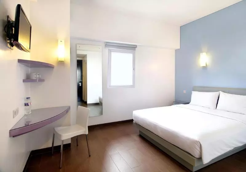 スタンダードルーム, Travelodge By Wyndham Fort Myers Airport