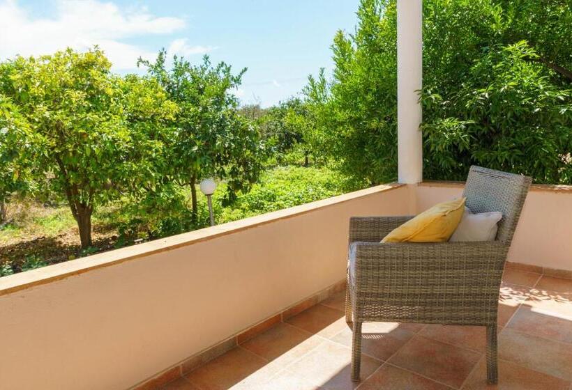 패밀리 아파트, Voulamandis House