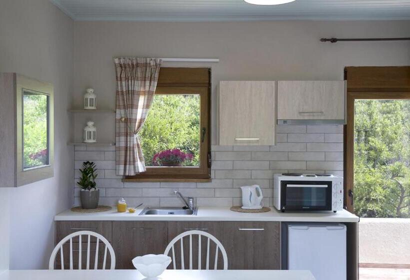 패밀리 아파트, Voulamandis House