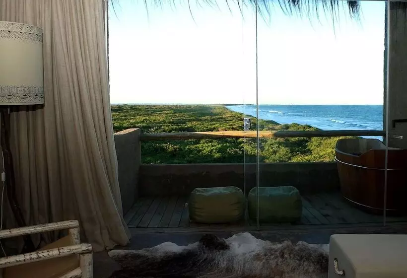 スイート, Kenoa Exclusive Beach Spa & Resort