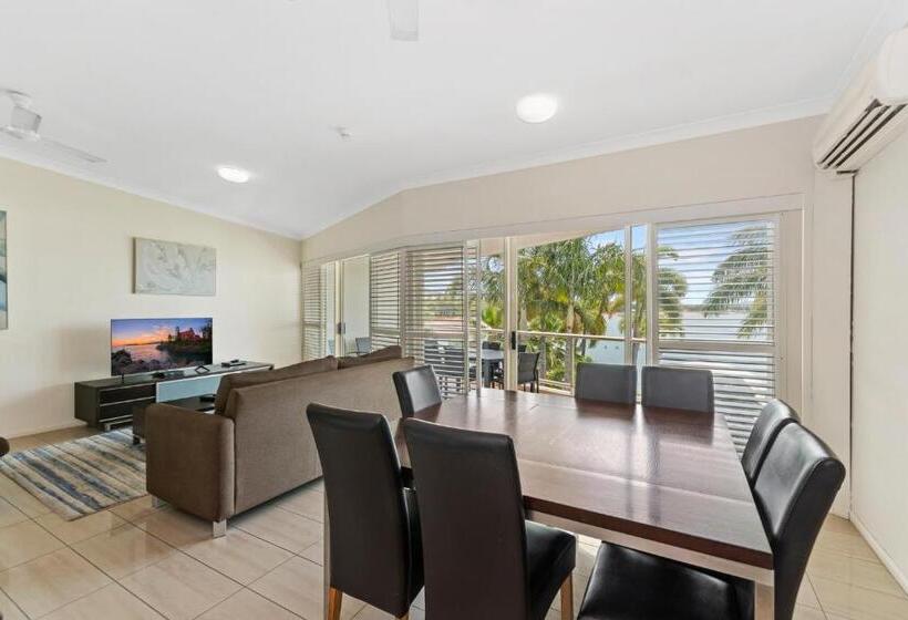 带2个卧室带海景的公寓, Mariners North Holiday Apartments