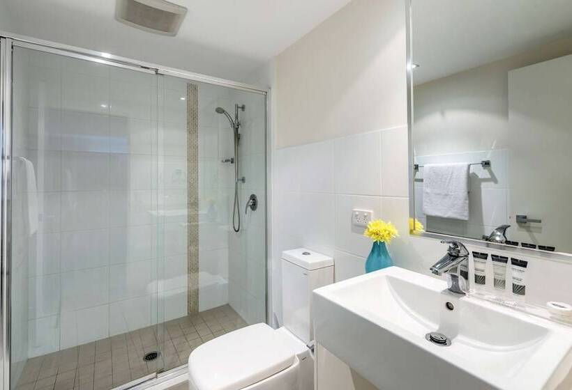 标准工作室, Oaks Ipswich Aspire Suites