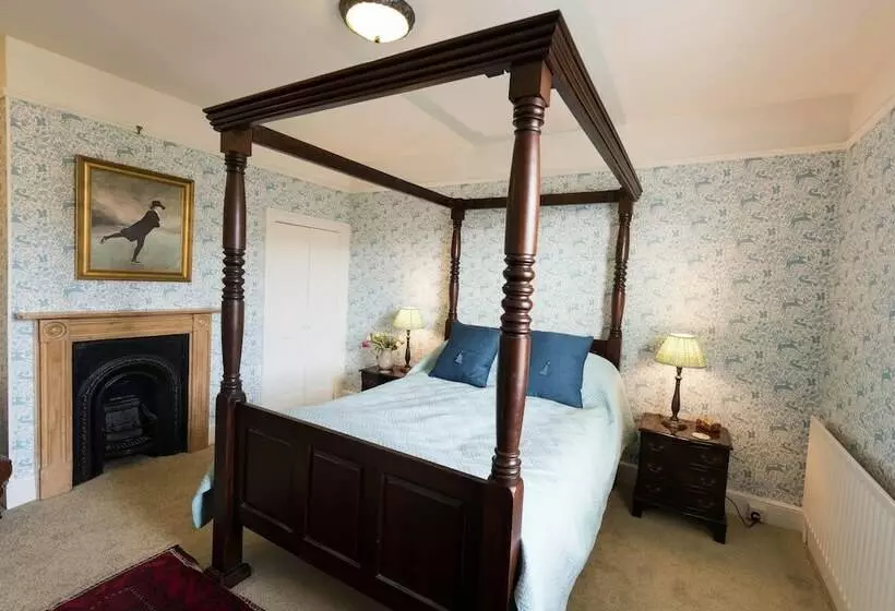 スタンダードルーム, Spire House B&b