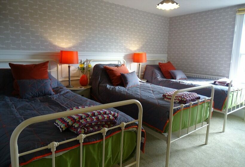 스탠다드 트리플 룸, Spire House B&b