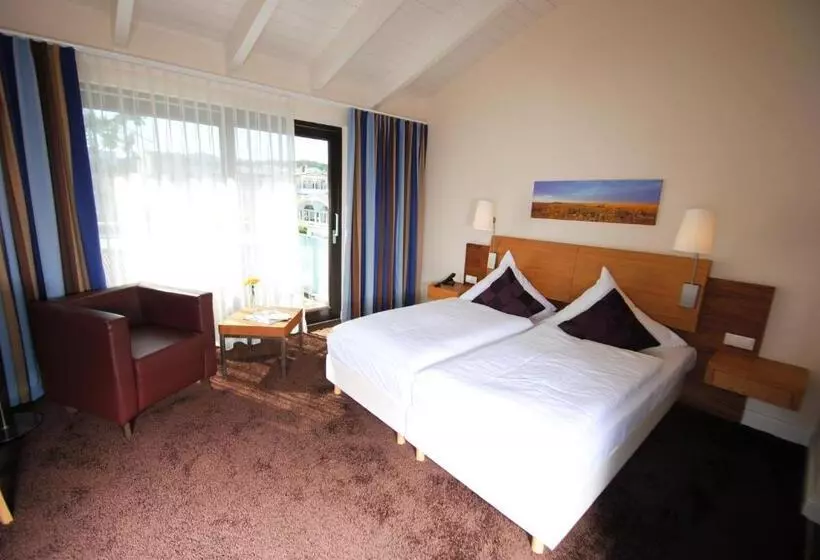 サイドオーシャンビュースタンダードルーム, Strandhotel Binz