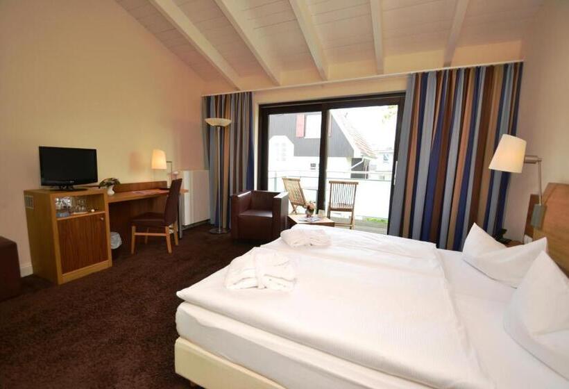 스탠다드 룸 측면 바다 전망, Strandhotel Binz