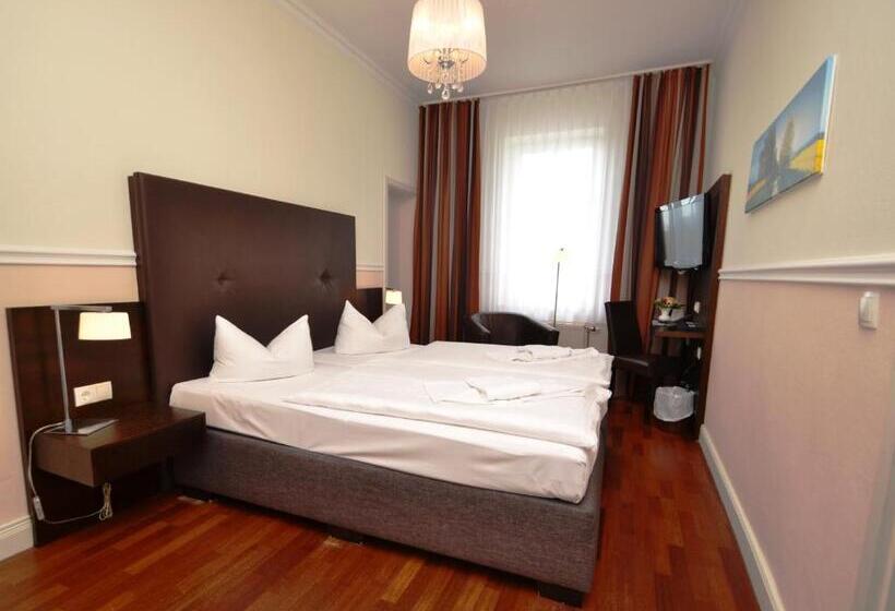 חדר משפחתי, Strandhotel Binz