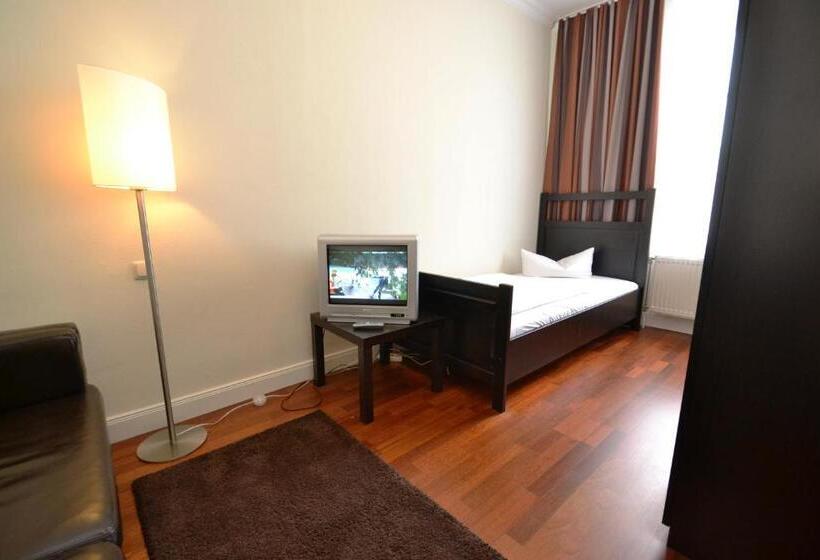 חדר משפחתי, Strandhotel Binz