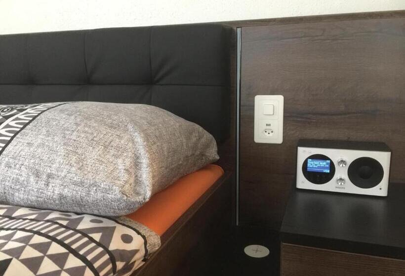 带共用浴室的标准房间, Walters Hostel Interlaken