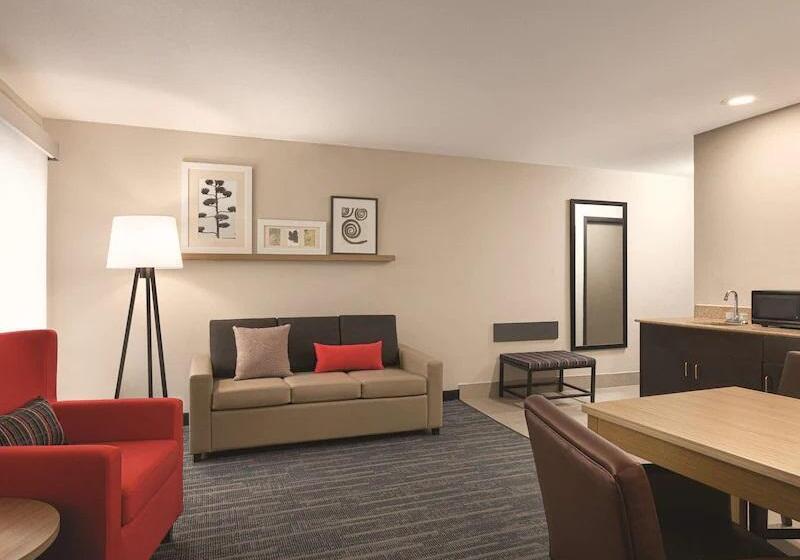 Люкс Кровать Кинг, Country Inn & Suites By Radisson, Dunn, Nc