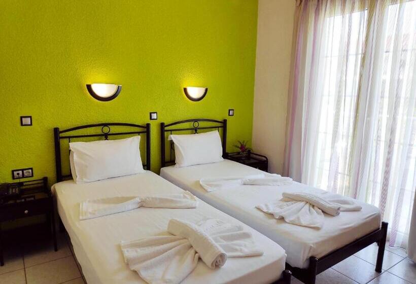 Standard-huone, Evelin