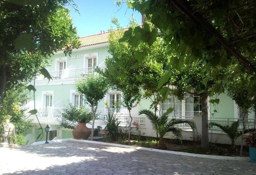 Standard-huone, Evelin