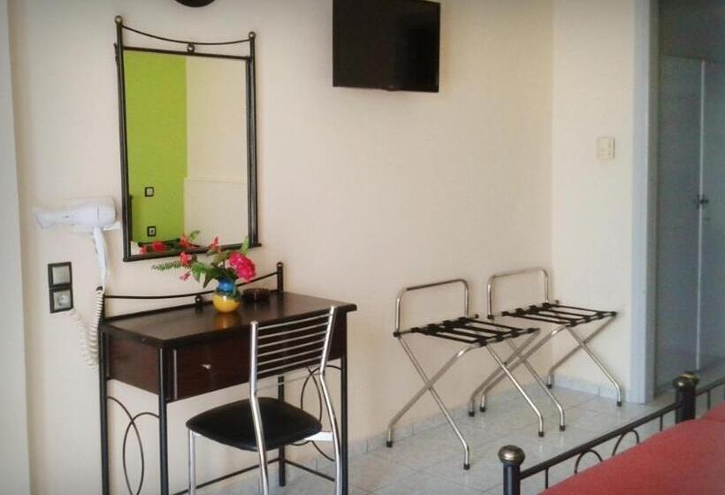 Standard-studio Parveke, Evelin