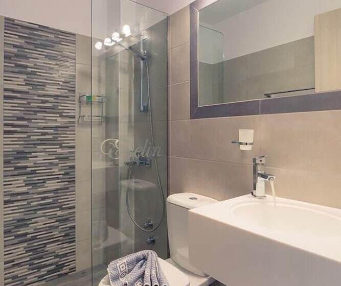 Standard-studio, Evelin